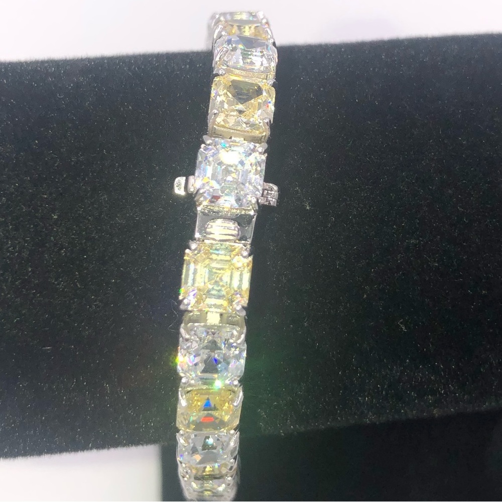 28ct Asscher Tennis Bracelet - Picture 11 of 16